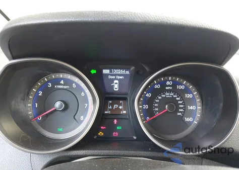 2014 Hyundai Elantra Gt z USA, uszkodzony, nr VIN KMHD35LHXEU231393